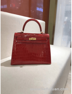 新手如何做海外代购？（海外代购怎么赚钱）