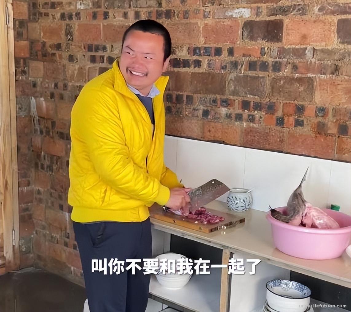 牛爱芳的小春花真实情况：离谱！小春花被男网红告白，喊话让其嫁给自己，牛爱芳回应显卑微