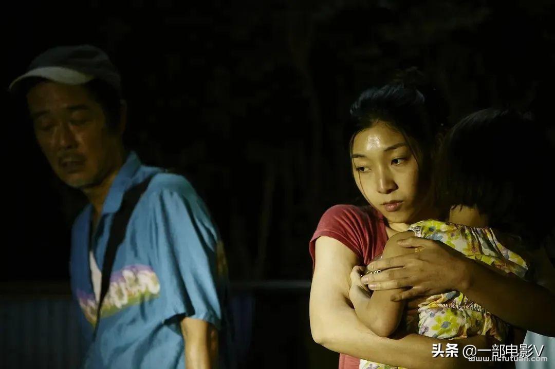 小偷家族深度解析 看一次哭一次，高分催泪佳作