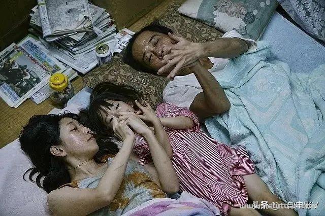 小偷家族深度解析 看一次哭一次，高分催泪佳作