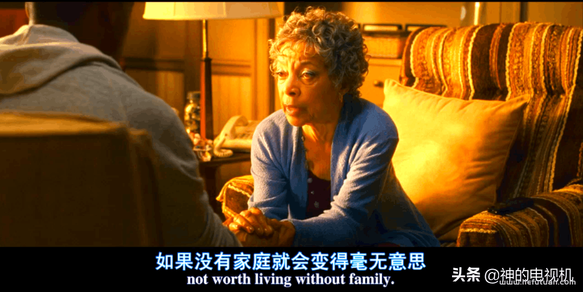 《临终千言》:这不是绑架片,话痨的蜕变与救赎 《临终千言》:这不是绑架片,话痨的蜕变与救赎