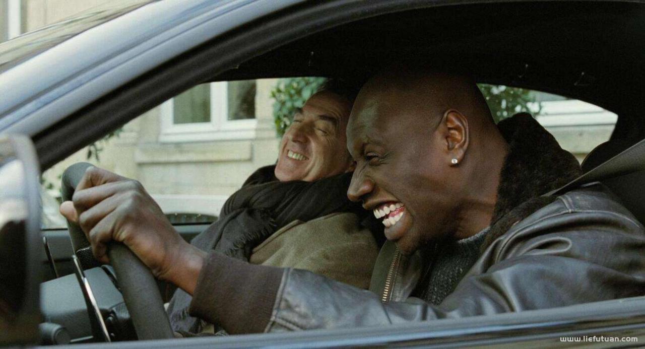 搞笑的电影有哪些：10部搞笑喜剧电影，评分均在9.0以上，爆笑不止，根本停不下来