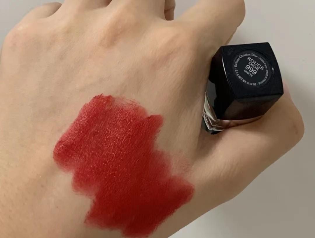 迪奥口红什么颜色好看（迪奥最值得入手的热门口红色号）