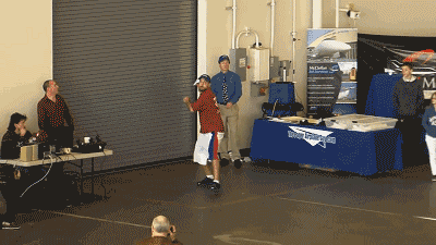 你听说过“能飞9000000米的纸飞机”吗?快来感受超越想象的创意力量! 你听说过“能飞9000000米的纸飞机”吗?快来感受超越想象的创意力量!