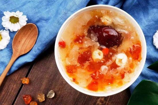 回收桃胶一般多少一斤？等级怎么分？怎么销售出去？