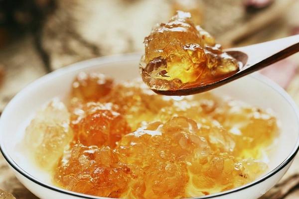 回收桃胶一般多少一斤？等级怎么分？怎么销售出去？