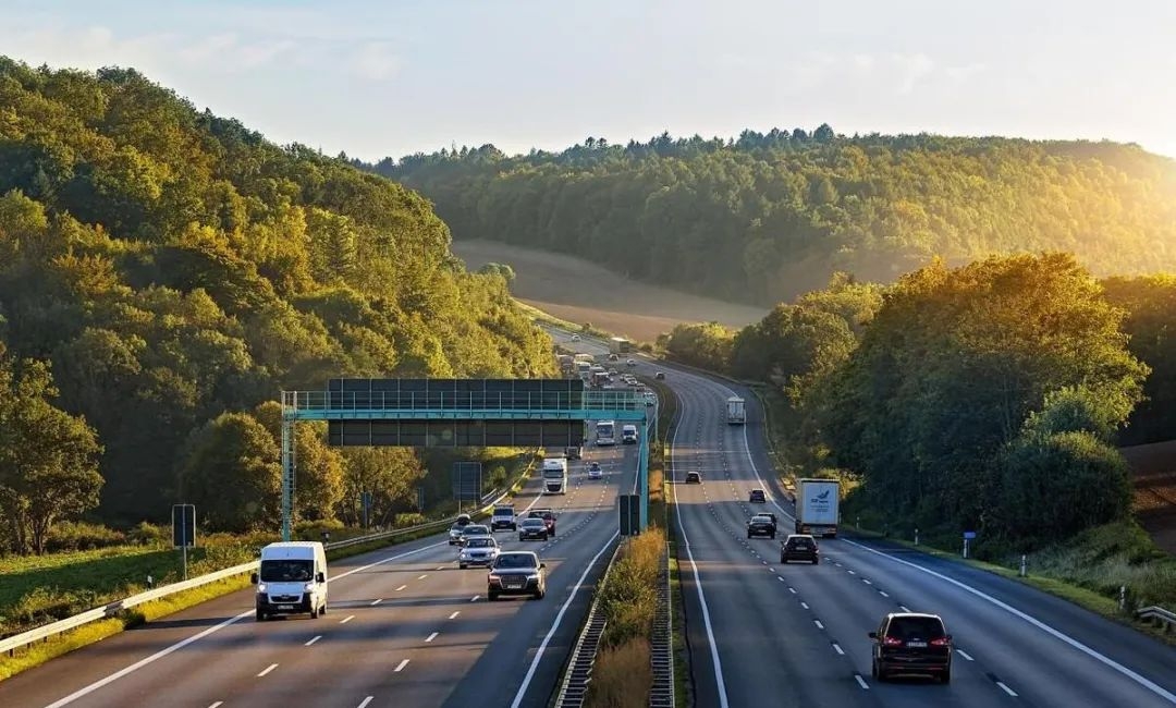 【导航软件大比拼】老司机：出了市区，差距相当明显，高德地图成首选