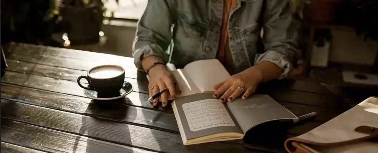 从小白到副业达人！9个让你长期挣钱的居家副业