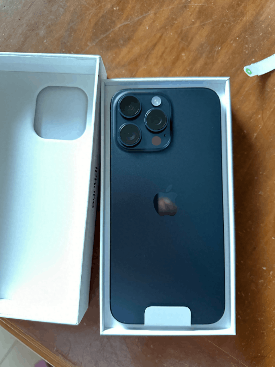 iPhone 15 Pro Max体验：外观略显平凡，摄影有待优化