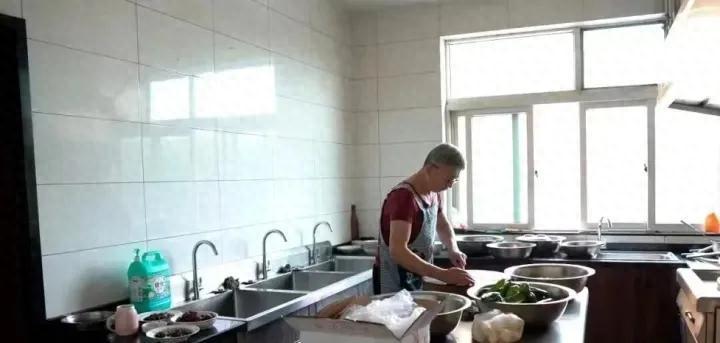 温州老板寻人:23年前我欠你20万,找到后老孙有话说 感人故事!温州老板寻人:23年前我欠你20万,找到后老孙有话说