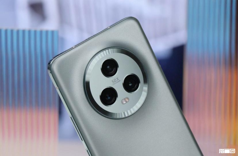 荣耀Magic5 vs 华为Mate60: 为何推荐购买荣耀? 荣耀Magic5 vs 华为Mate60: 为何推荐购买荣耀?