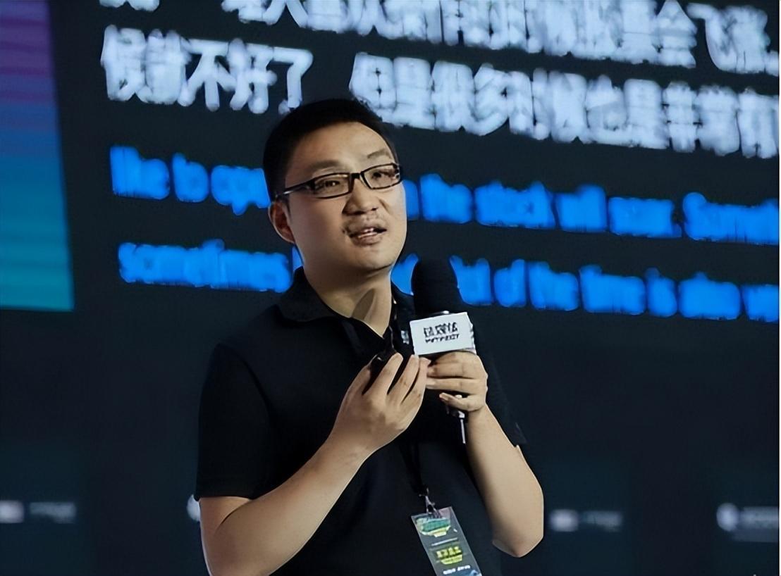 拼多多创始人黄峥义无反顾，捐出千亿资产，选择做“首善”，令人叹服！