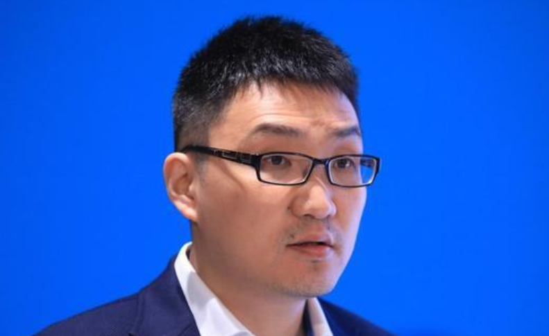 拼多多创始人黄峥义无反顾，捐出千亿资产，选择做“首善”，令人叹服！