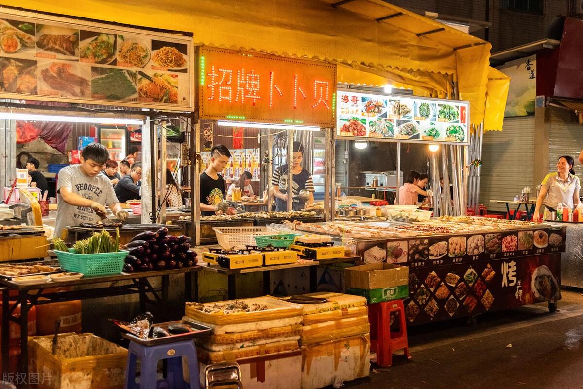 摆地摊卖什么最赚钱而且很受欢迎(摆地摊轻松赚钱的6种生意) 摆地摊卖什么最赚钱而且很受欢迎(摆地摊轻松赚钱的6种生意)