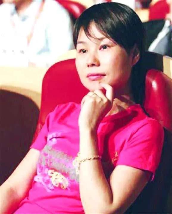 马云妻子在新加坡购房，在繁华地段一口气买下三栋商业楼房