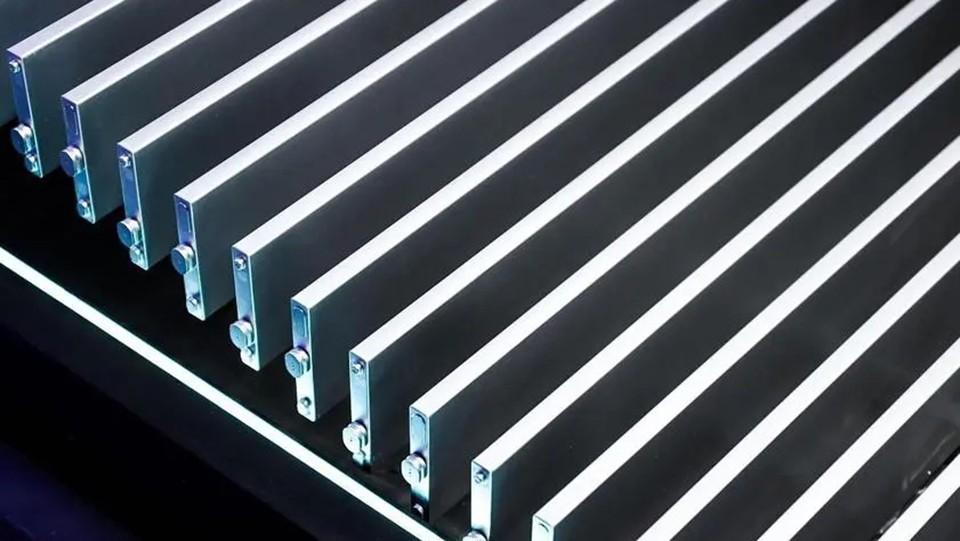 同级最大最舒适?比亚迪秦L或采用全新刀片电池 同级最大最舒适?比亚迪秦L或采用全新刀片电池