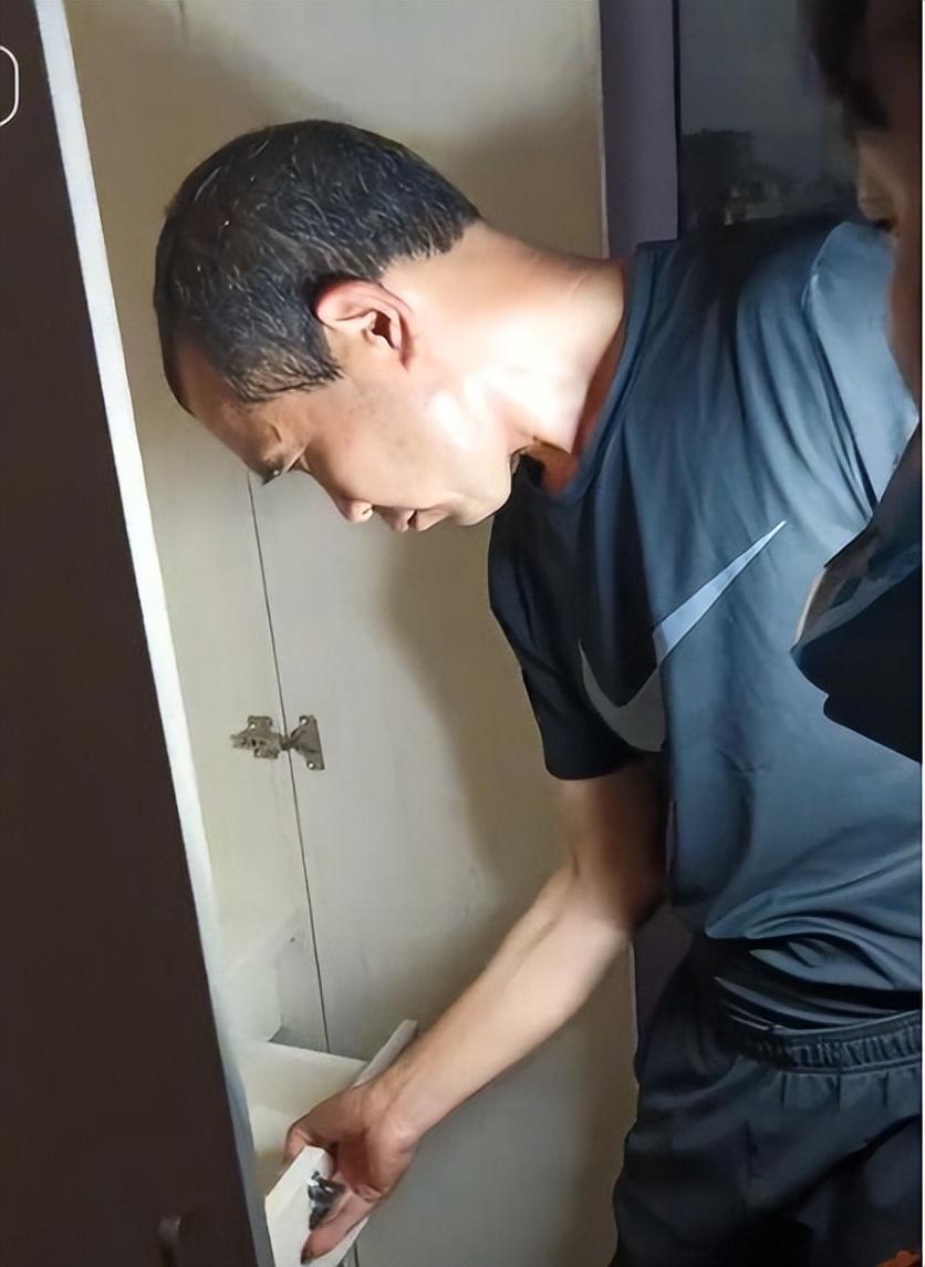 “提灯定损”事发地民宿遭大量退订,提灯定损给江西旅游造成百亿损失 “提灯定损”事发地民宿遭大量退订,提灯定损给江西旅游造成百亿损失