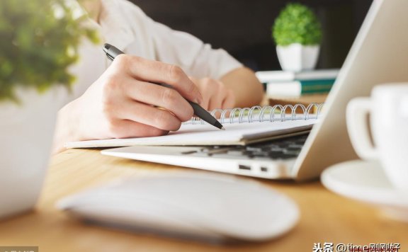 新人如何写小说赚钱(网站推荐):90后写网络小说月入过万的经验