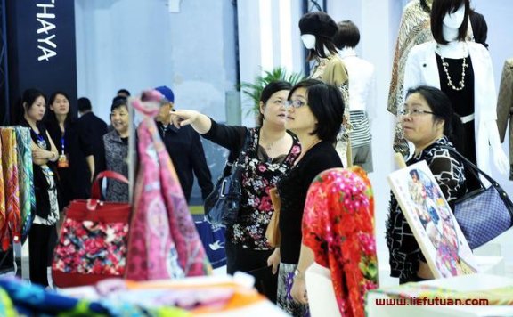 高价女装无货源蓝海玩法，一单就能赚100，轻松简单