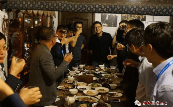 湛江SEO:新手利用SEO赚钱3种方式、月入1万很容易。