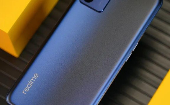 【2022手机千元标杆】真我 Q3s 144Hz屏幕+5000mAh电池,价格跳水至1199元!