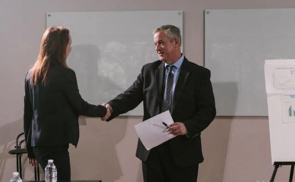 地推的方法和技巧，快速见钱的地推经历