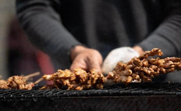 地摊卖什么赚钱，摆地摊轻松赚钱的6种生意